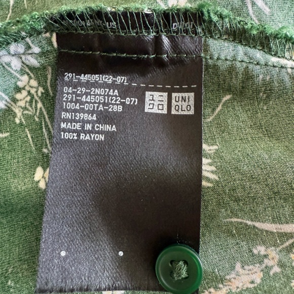 Uniqlo Green Floral Button Down Tea Dress With Pockets Size X Small - Picture 6 of 6